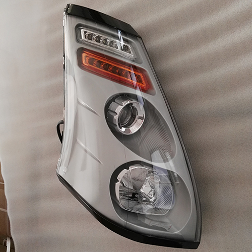 HC-B-1361 BUS HEAD LAMP FOR LIUZHOU WULING