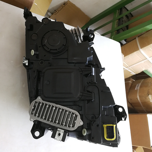 HC-T-7937 VOLVO 9800 Bus Spare Parts Led Head Lamp