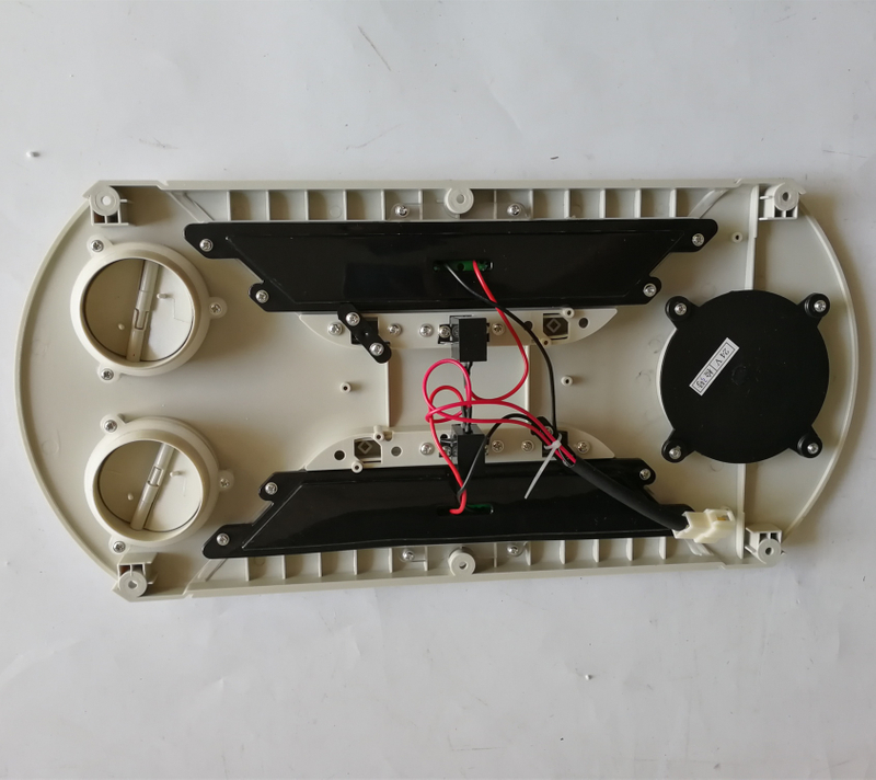 HC-B-12420 BUS SERVICE SET WITH READING LIGHTS AND AIR DIFFUSER