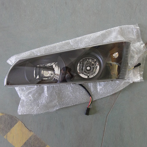 HC-B-1174 WHITE OR BLACK HEAD LAMP OUTLINE SIZE:667*248*343 6860,6896 24V WITH BOARD WITH EMARK