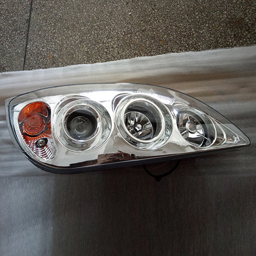 HC-B-1273 HEAD LAMP FOR KINGLONG 6796