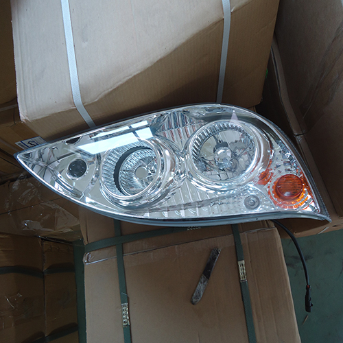 HC-B-1279 HEAD LAMP 547*297*266