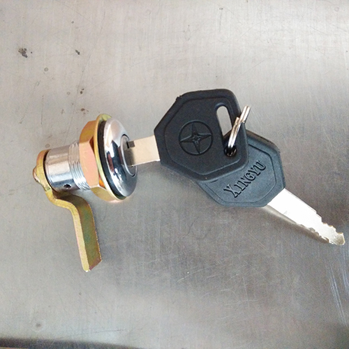 HC-B-10142 BUS OIL TANK LOCK