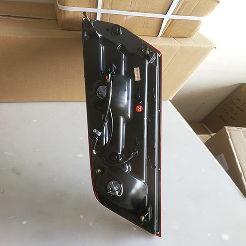 HC-B-2665-1 TAIL LAMP