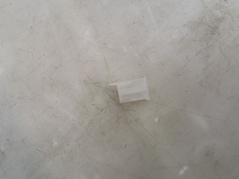 HC-B-66041 BUS PARTS BUS 2 HOLE PLUG IN