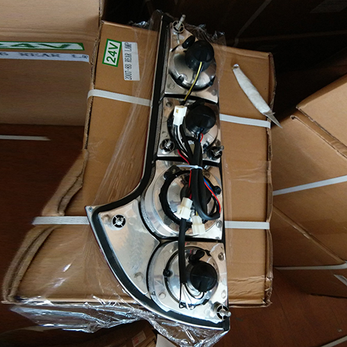 HC-B-2476 REAR LAMP FOR GUIZHOU WANDA BUS OUTLINE SIZE:587*279*116