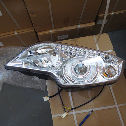 HC-B-1161 BUS HEAD LAMP FRONT LIGHT 570*270*225 FOR JAC,DONGFENG BUS