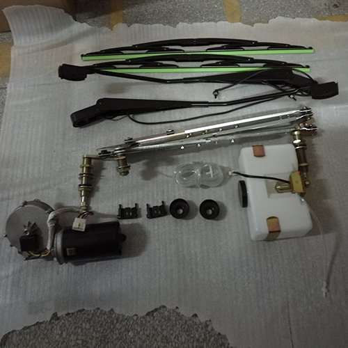 HC-B-48003 OVERLAPPED WIPER ASSEMBLY ,CENTRE DISTANCE OF WIPER LINKAGE 1980-1720MM, MOTOR MODEL: 180W,24V/12V, WIPER BLADE 1000-900MM, WIPER ARM 850-750MM, WASHER 3.5L