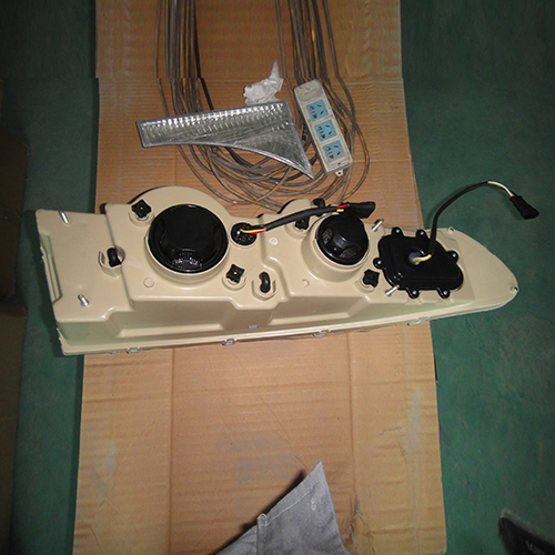 HC-B-1048 Headlight for bus