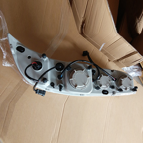 HC-B-1095 BUS HEAD LAMP FOR GOLDEN DRAGON 6127 FRONT LIGHT