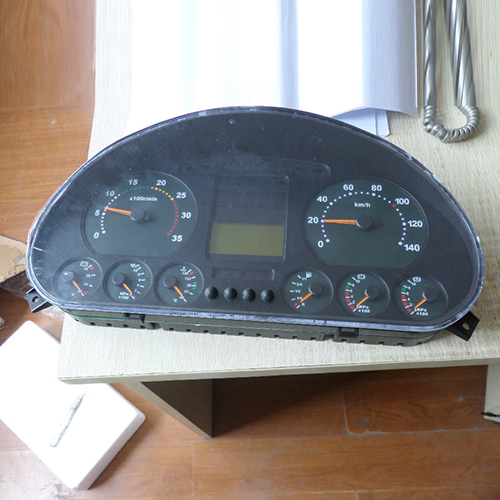 HC-B-38065 BUS DASHBOARD