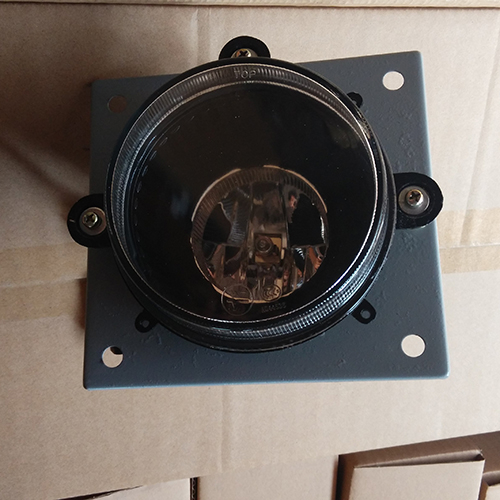 HC-B-4102 BUS FRONT FOG - RESISTANT LAMP 170*160*175MM