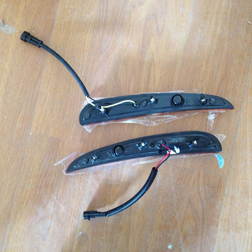 HC-B-23025-1 REAR MARKER LAMP 286*40*45