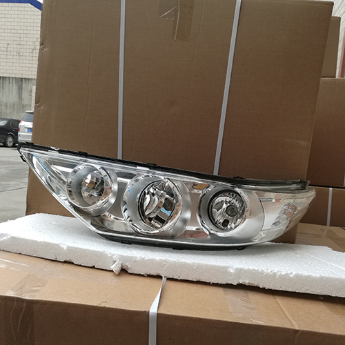 HC-B-1503 MARCOPOLO G7 BUS HEAD LAMP