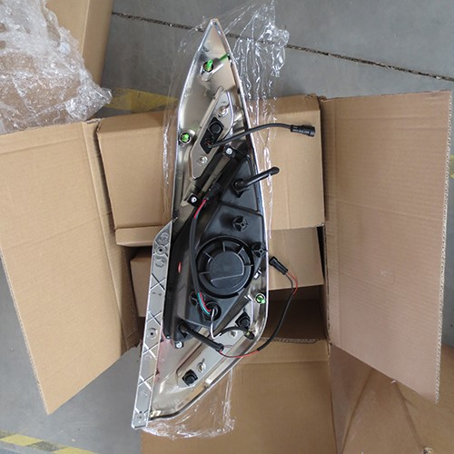 HC-B-1451 BUS HEAD LAMP FOR MARCOPOLO BRASIL