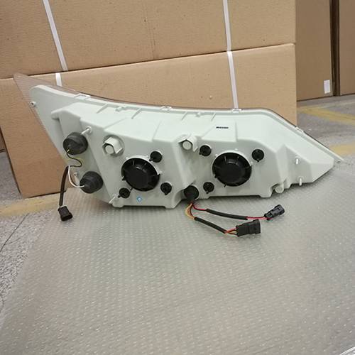 HC-B-1064 BUS HEADLAMP