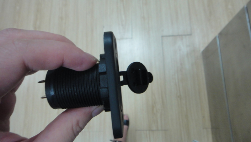 HC-B-65003 BUS USB CHARGER WITH PANEL 5V 3.1A (1A+2.1A) 12-24V 