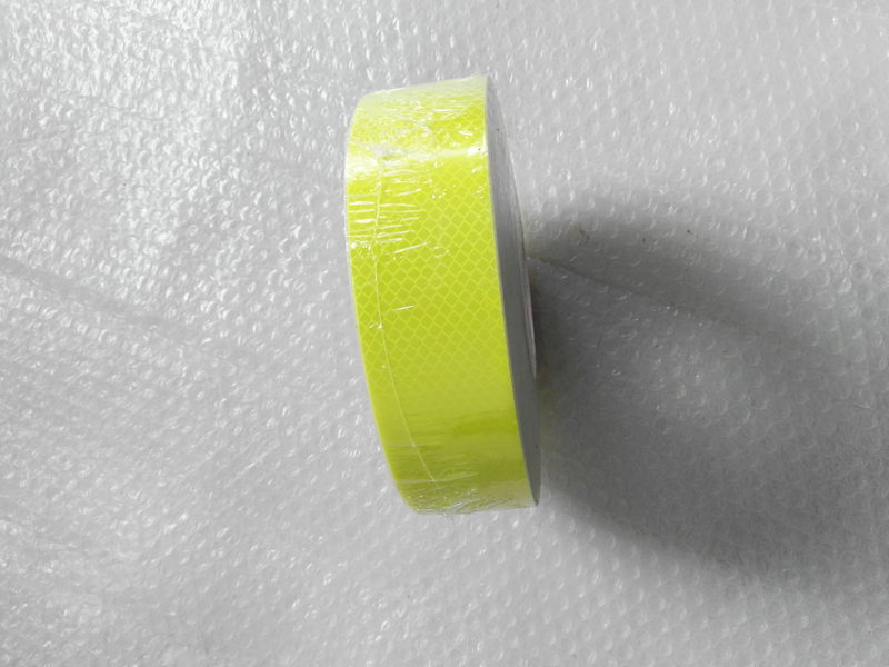 HC-O-3012 REFLECTIVE TAPE FOR BUS