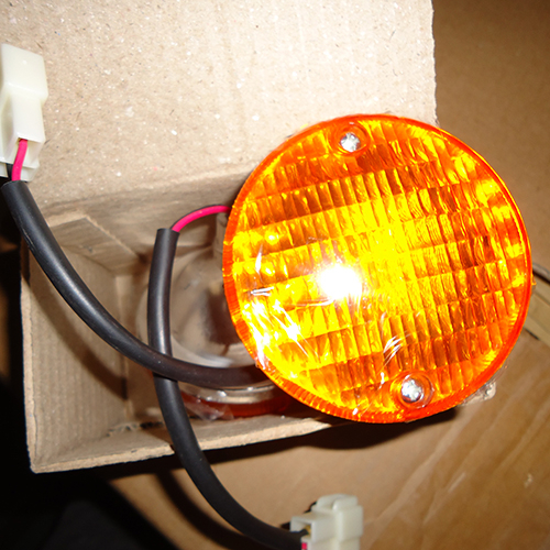 HC-B-2427 BUS ROUND SMALL TAIL LAMP