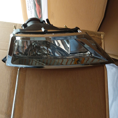 HC-B-4028 auto lighting led DRL 12/ 24V fog light bus front fog lamp for Golden Dragon Bus 6126A
