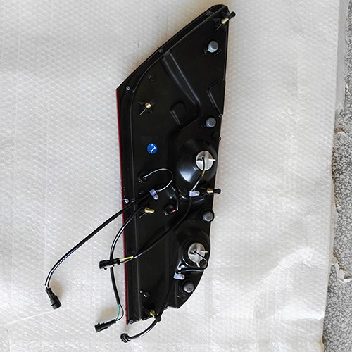 HC-B-2654 BUS COMBINED REAR LAMP