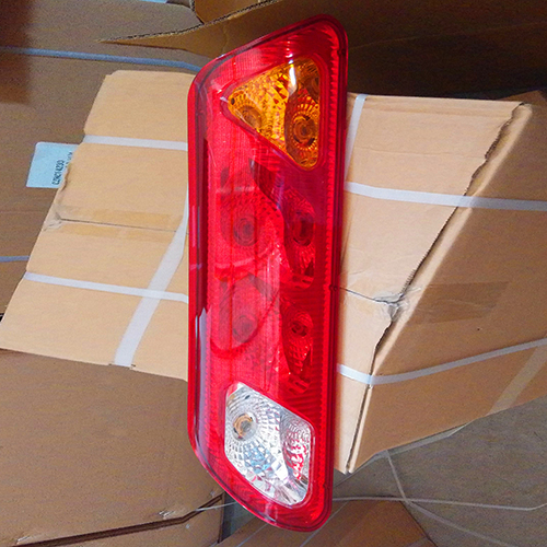 HC-B-2029 BUS AUTO LAMP REAR LAMP