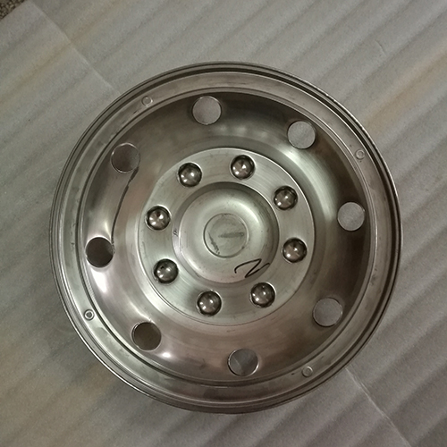 HC-B-50014 BUS WHEEL COVER 19.5" FRONT DELUXE STYLE