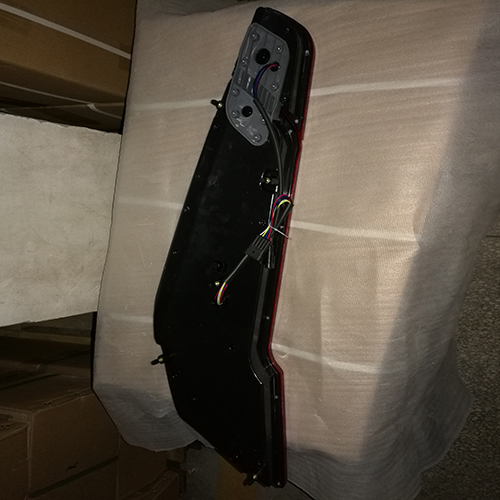 HC-B-2677 SIMILAR COMIL BUS LED TAIL LAMP