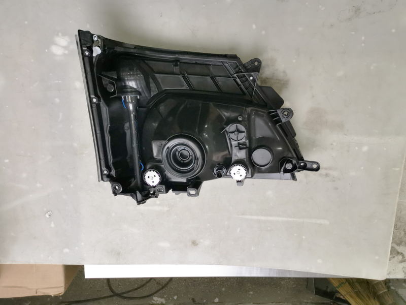 HC-T-4679 Auto Spare Parts Front Head Lamp Headlight