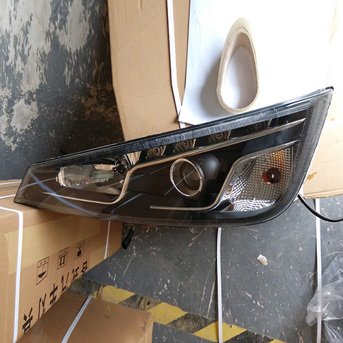 HC-B-1427 BUS HEAD LAMP LED TYPE WITH EMARK