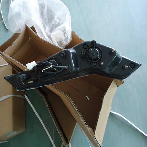 HC-B-1122 Bus Head Lamp for Dongfeng