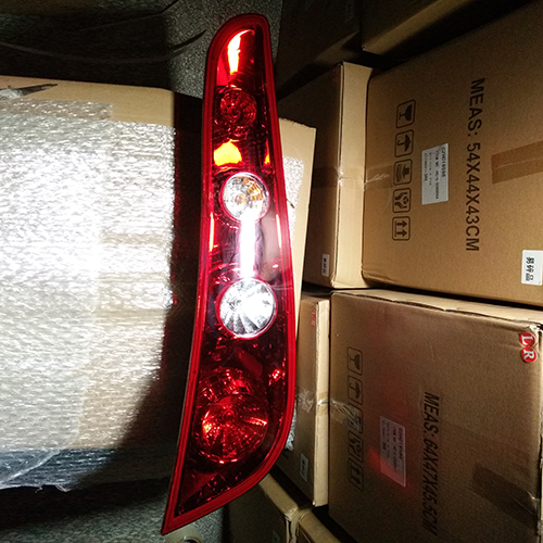 HC-B-2404 BUS REAR LAMP FOR BUS PARTS