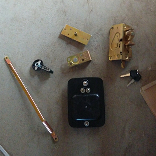 HC-B-10126 BUS DRIVER DOOR LOCK