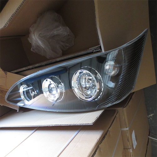 HC-B-1046 BUS HEAD LAMP GOOD QUALITY
