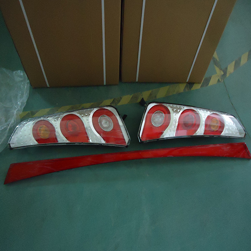 HC-B-2383 AUTO REAR LAMP FOR YUTONG