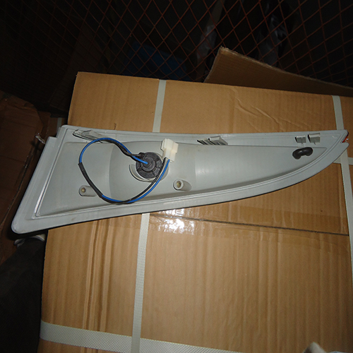 HC-B-1359 BENZ 415 BUS AUTO LAMP COMBINED HEAD LAMP 