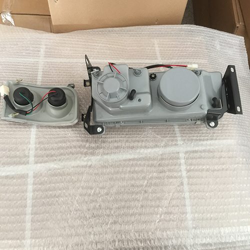 HC-T-1186 HEAD LAMP 568*136 For KINGLONG BUS 6792