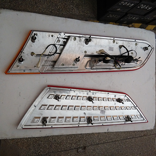 HC-B-2475 REAR LAMP 1870*252*132