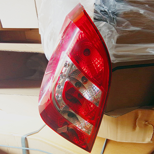 HC-B-2284 JAC BUS 24V REAR LAMP
