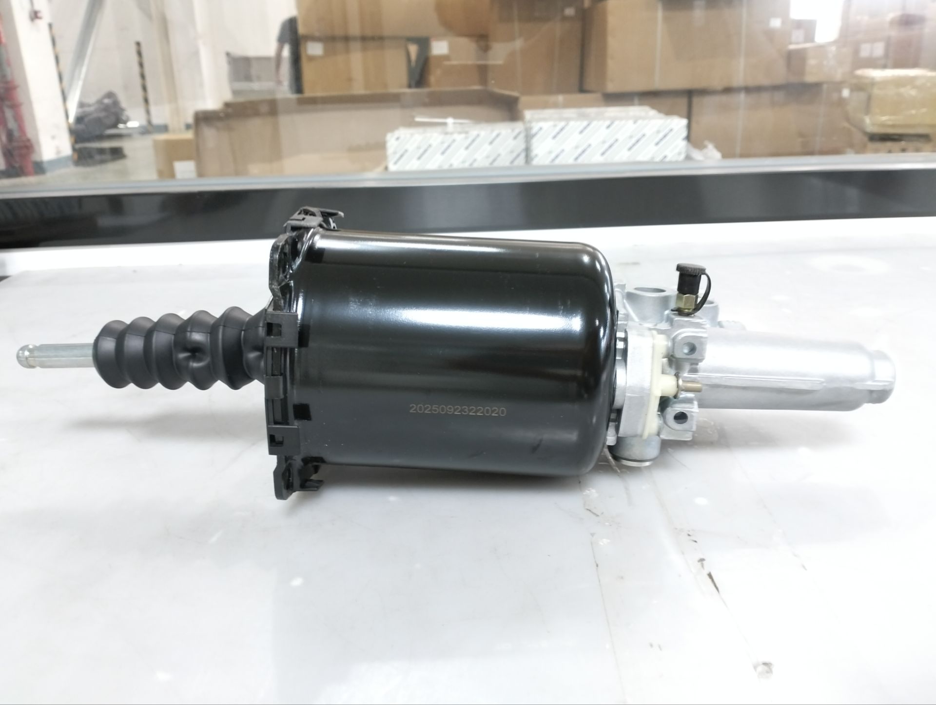 HC-B-75054 Heavy Duty Clutch Booster 9700514780 for Bus