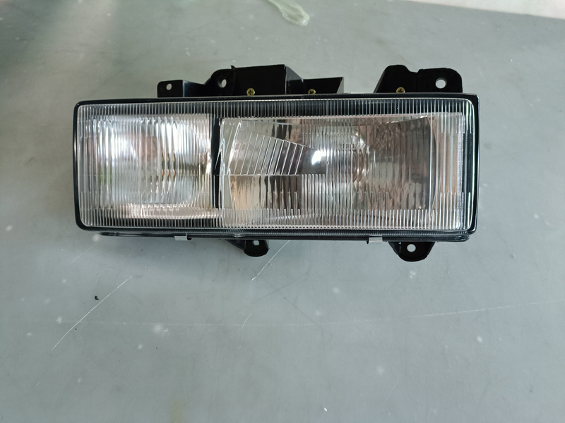 HC-B-1015 durable glass lens head lamp for bus 12V LHD