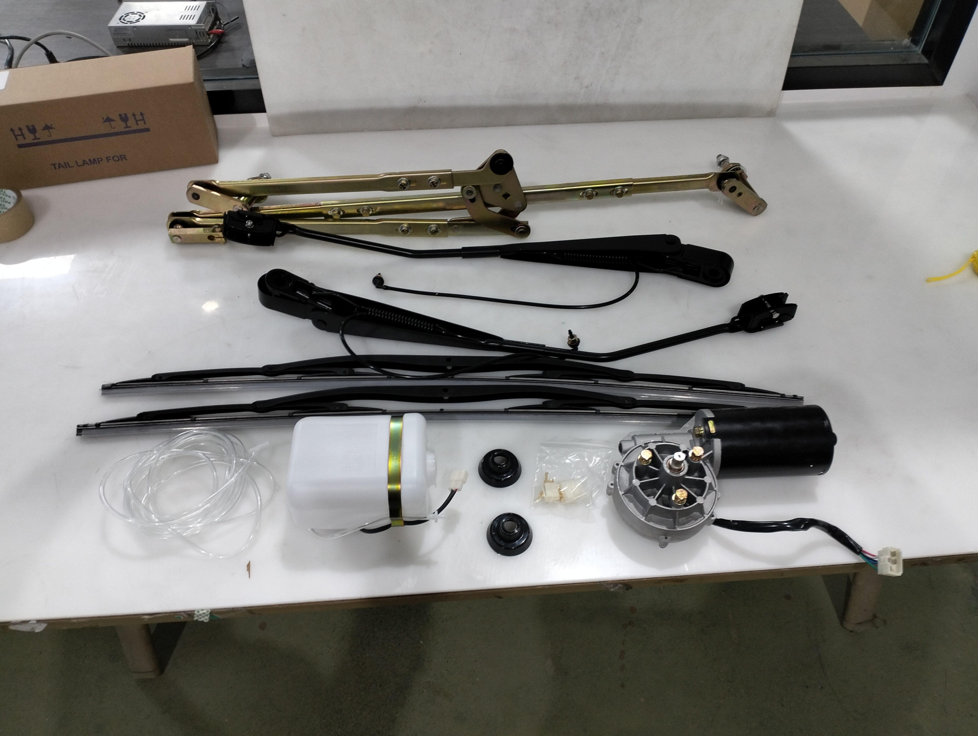 HC-B-48164 Complete Heavy-Duty Wiper Motor & Linkage Kit for Bus