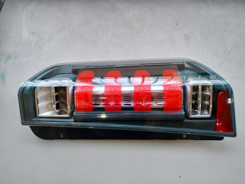 HC-B-2707-2 BUS SPARE PARTS REAR LAMP WITH EMARK NEW TYPE