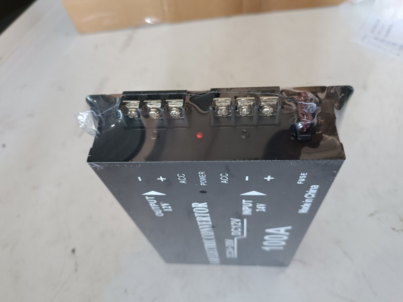 HC-B-41036-4 High Efficiency 100A DC 24V to 12V Step Down Voltage Transformer for City Bus