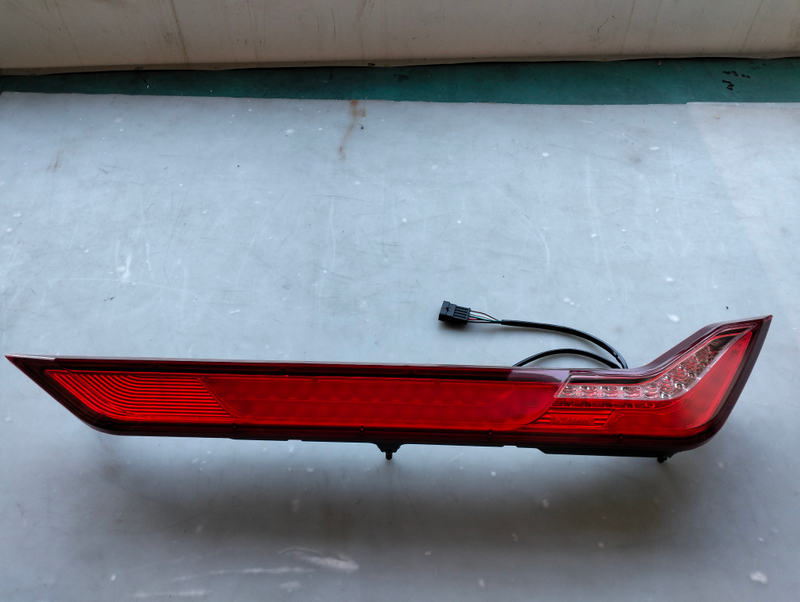 HC-B-2744 Slim Waterproof LED Rear Lamp for Bus Tail Warning & Brake Lighting