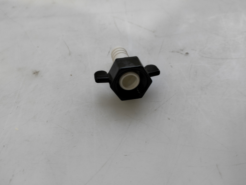 HC-B-67034-3 Leak-Proof Water System Connector for City Bus