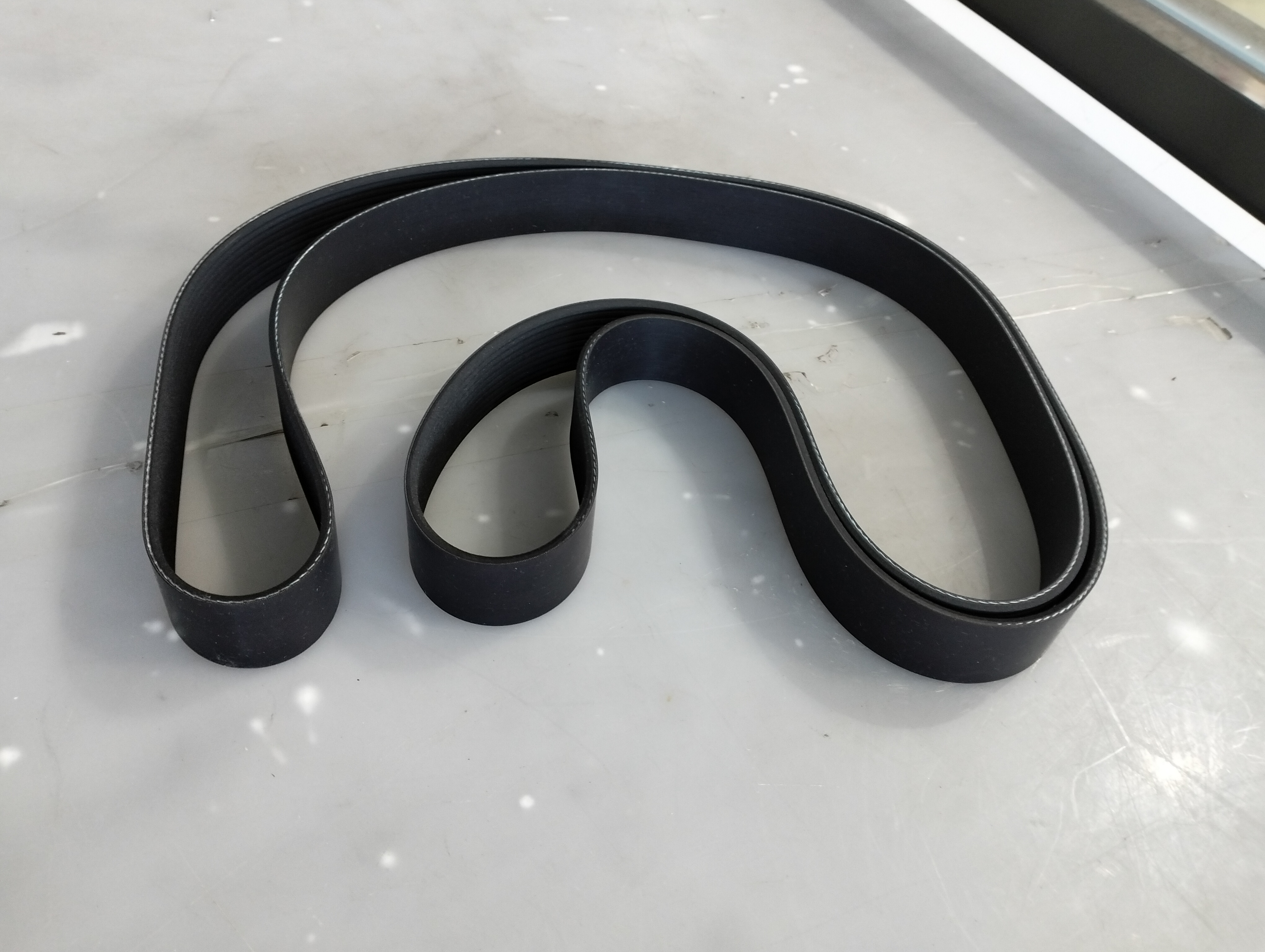 HC-B-72044 High Tensile 10PK2416 Multi-Rib Serpentine Belt for City Bus Engine