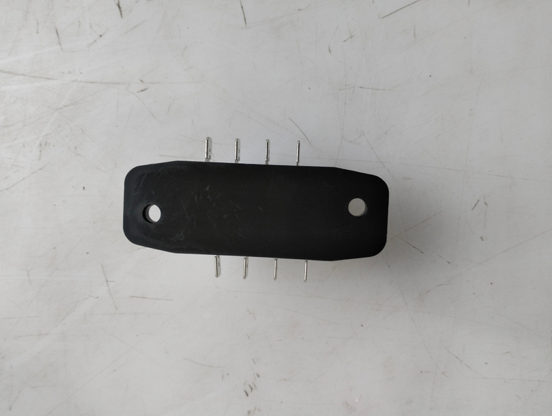 HC-O-2126-1 High Quality 8-Way Fuse Box for Bus Electrical System