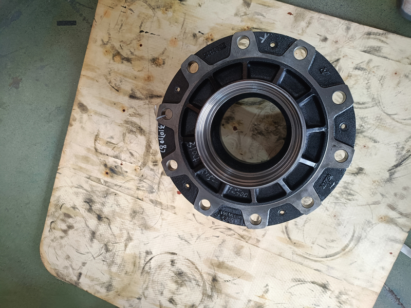 HC-B-50117 AUTO SPARE PARTS WHEEL COVER REAR HUB FOR KINGLONG 224001384 24ZS13J-0005 3104015-T2500