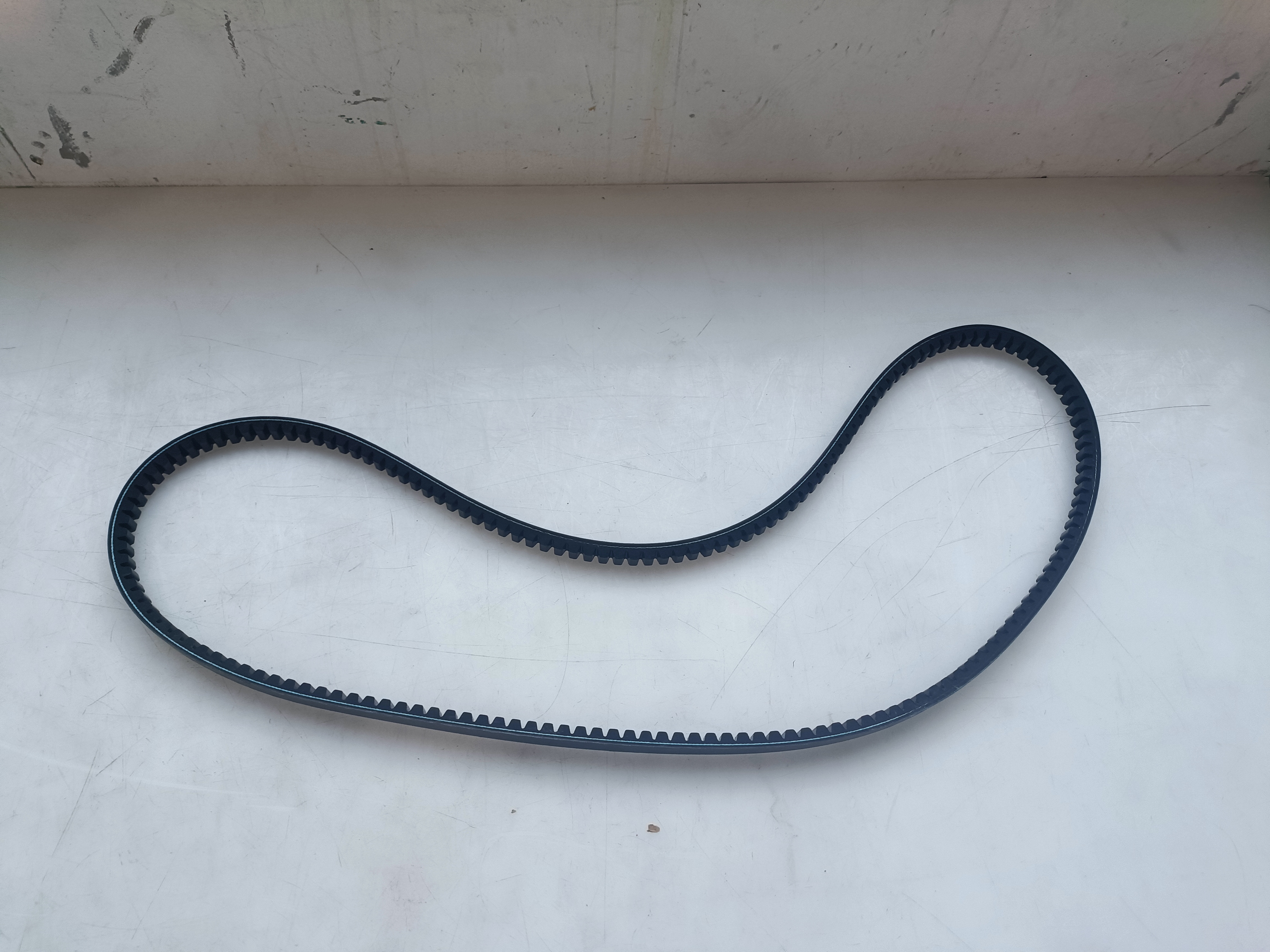 HC‑B‑72046 Drive Belt For Bus OE 9405-00308 Size 20*1965 OEM Replacement